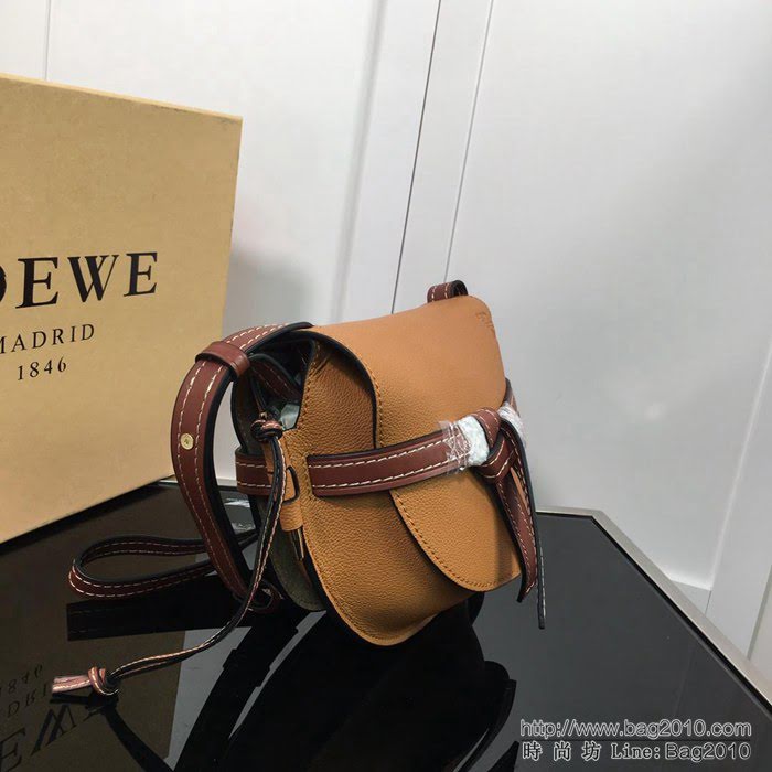 LOEWE羅意威 荔枝紋原版 2018新款 Gate 手袋 蝴蝶結包包 肩背斜挎包 男女同款 3039  jdl1168